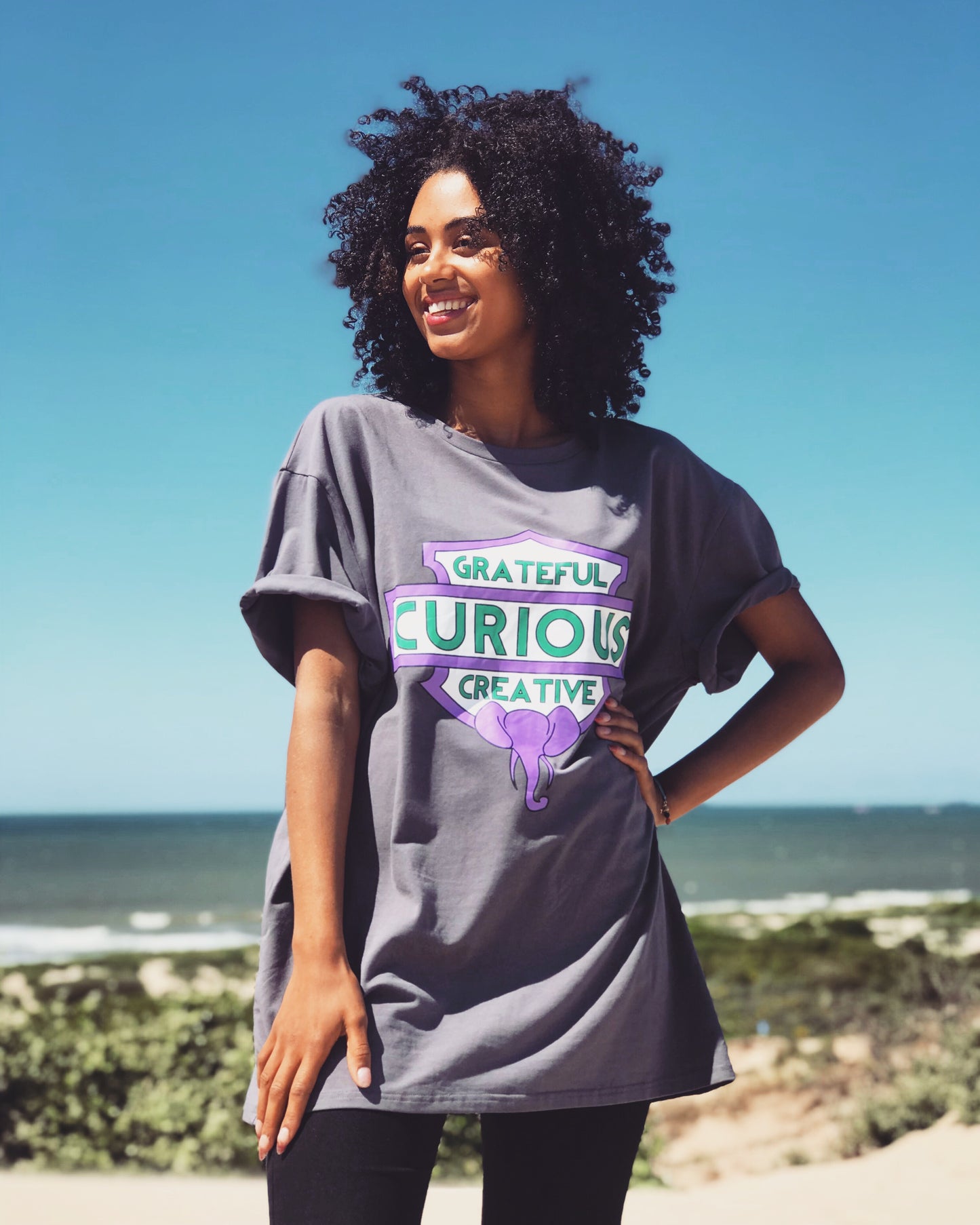 T-shirt Grateful Curious Creative Grey